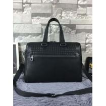2026秋冬 耐久性に優れ 手持ち&ショルダー掛け ボッテガヴェネタ BOTTEGA VENETA