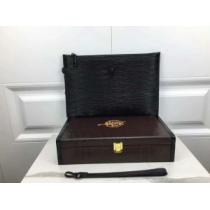 ヴェルサーチ VERSACE ビジネスケース 2026秋冬 品質保証100%新品