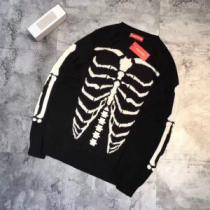 高級感漂わせる Supreme Bones Sweater 2026秋冬 魅力フ...