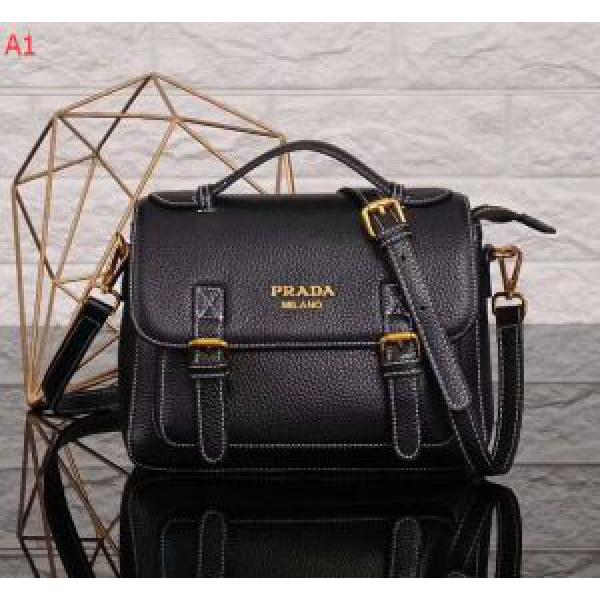 主役になる存在感 2026新作 手持ち&ショルダー掛け プラダ PRADA 多色可選