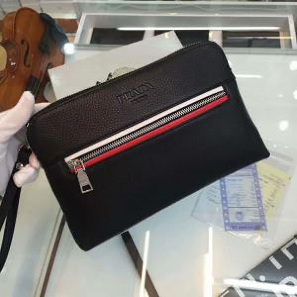 2026秋冬 プラダ PRADA ビジネスケース 大人のおしゃれに