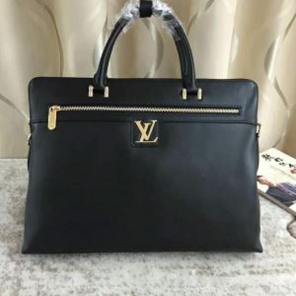 ルイ ヴィトン LOUIS VUITTON ハンドバッグ 2026秋冬 絶大な人気を誇る