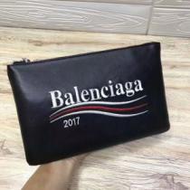 ビジネスケース 一味違うケーブル編みが魅力満点 バレンシアガ BALENCIAGA 2026新作