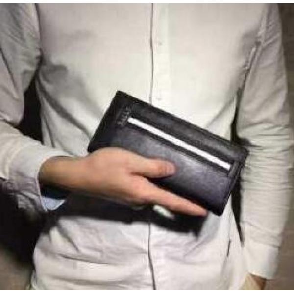 シワ感のある上質なバリー財布新作 BALLY 二つ折り長財布フラップウォレットプレゼント