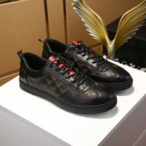 超目玉 2026秋冬季超人気 アルマーニ ARMANIスニーカーお買い得品 2色...