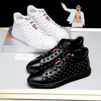 2色可選 PRADA ハイトップシューズ 綺麗に決まるフォルム！人気定番2026...