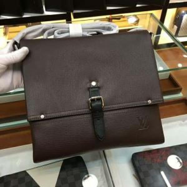 ★安心★追跡付 ルイ ヴィトン LOUIS VUITTON 斜め掛けバッグ 2026春夏新作