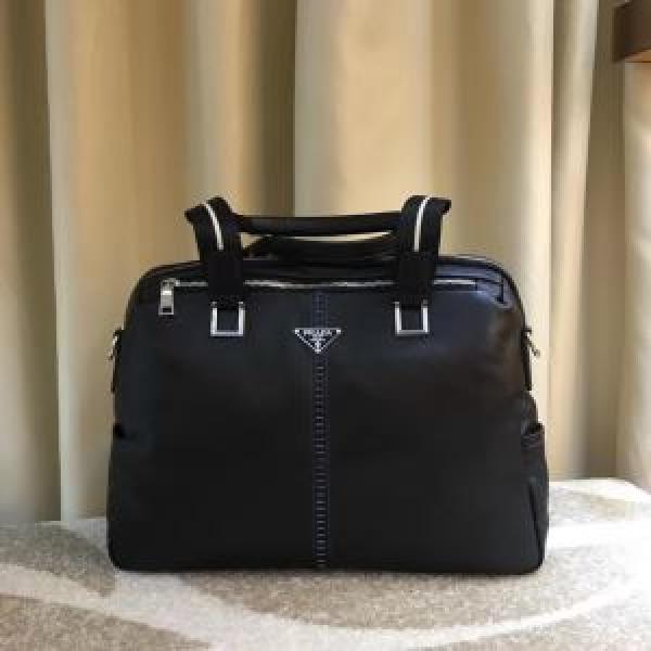 ハンドバッグ 大人のセンスを感じさせる プラダ PRADA 2026春夏新作