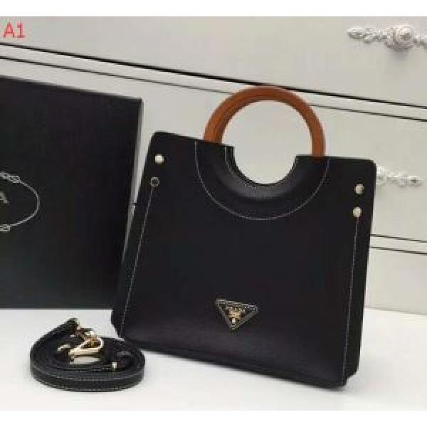 新作入荷100%新品手持ち&ショルダー掛け3色可選2026春夏新作 プラダ PRADA
