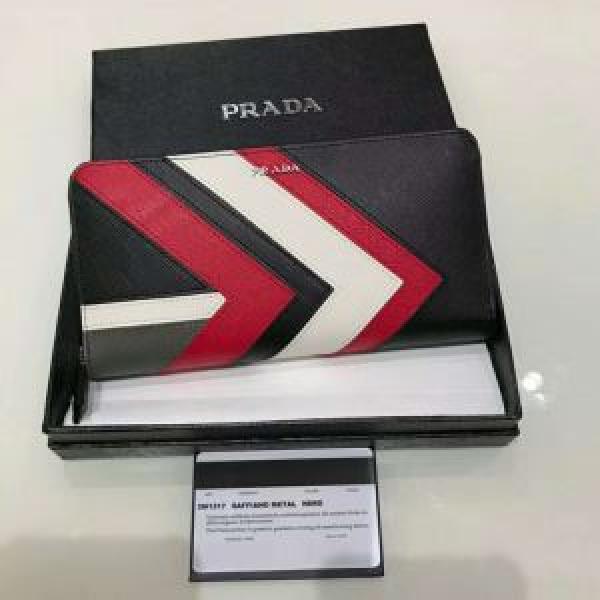 大人気なレットショップ 2026春夏新作 お買得 プラダ PRADA 財布