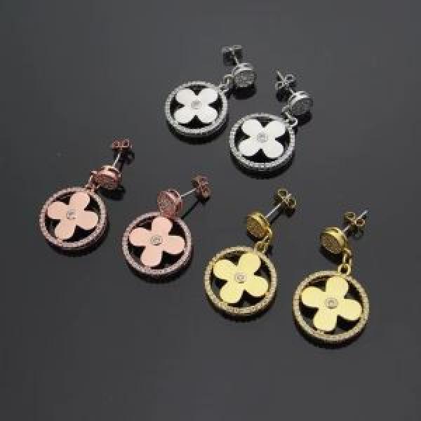 高級感溢れるデザイン ピアス ルイ ヴィトン LOUIS VUITTON 3色可選 2026春夏新作