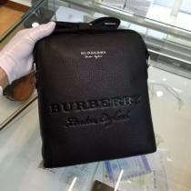 ショルダーバッグ バーバリー BURBERRY 2026春夏新作 海外セレブ愛用