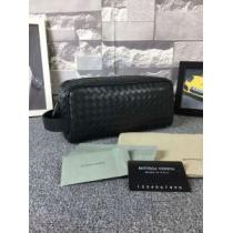 個性的なデザ ボッテガ ヴェネタ BOTTEGA VENETA 斜め掛けバッグ 2026春夏新作