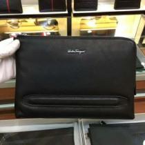 雑誌掲載アイテム サルヴァトーレフェラガモ FERRAGAMO 2026春夏新作 ビジネスケース