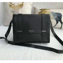 斜め掛けバッグ プラダ PRADA 2026春夏新作 数に限りがある