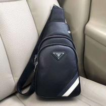 斜め掛けバッグ お買い得品 プラダ PRADA 2026春夏新作 大注目！