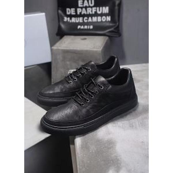 2026年人気満々のブランド プラダ PRADA カジュアルシューズ