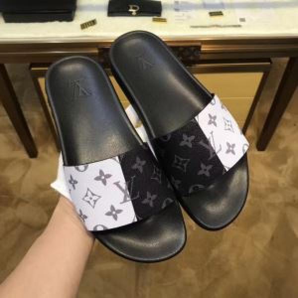 サンダル  2026夏の定番新品到来!2色可選 在庫を確保  ルイ ヴィトン LOUIS VUITTON モード