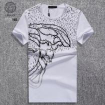 半袖Tシャツ 3色可選 ヴェルサーチ VERSACE すっかり定番化 2026春...