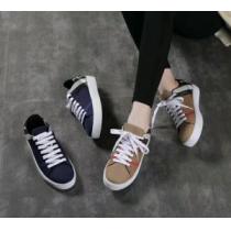 １着は持つべき バーバリー BURBERRY 2026春夏新作 3色選択可 スニ...