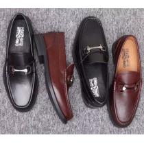 海外限定アイテム2026新品入荷 フェラガモ FERRAGAMOカジュアルシュー...