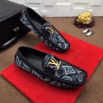目前の注目ブランド ルイ ヴィトン 18ＳＳ美品LOUIS VUITTON 2色...