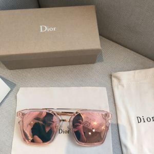 ネット販売限定   ディオール DIORサングラス 2026年春夏入荷