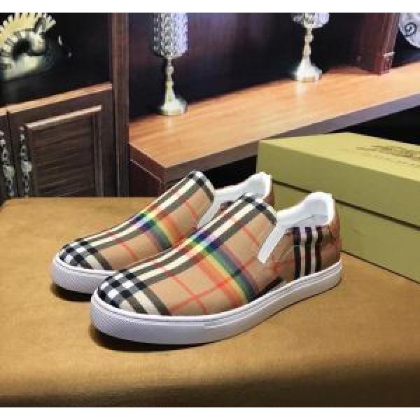 流行の注目ブランド バーバリー BURBERRY 2026【SALE！】 カジュアルシューズ 先行受注