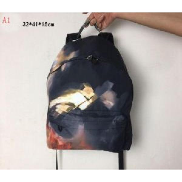 リュック、バックパック 期間限定セール 2026最高ランキング ジバンシー GIVENCHY 多色可選