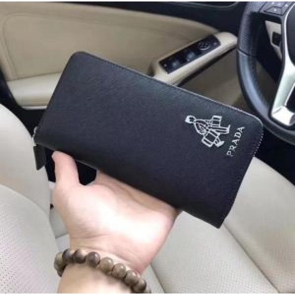ファッショニスタ愛用  プラダ PRADA 財布/ウォレット 魅力をプラス  2026新品入荷