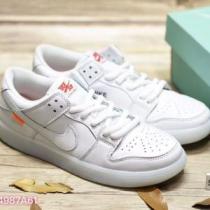 スニーカー 芸能人愛用 2026最安値！ Off-White オフホワイト 軽量...