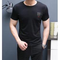 2026【SALE！】 プラダ PRADA 半袖Tシャツ 2色可選 目前の注目ブ...