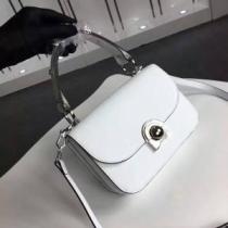 海外セレブ定番愛用プラダバッグレディースコピーPRADA2026SS人気限定商品ショルダーバッグコピー通販
