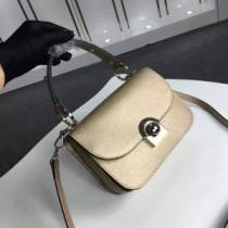 海外セレブ定番愛用プラダバッグレディースコピーPRADA2026SS人気限定商品ショルダーバッグコピー通販