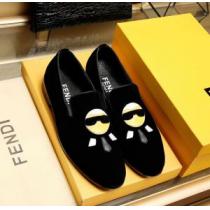 フェンディ FENDI カジュアルシューズ 2026人気の主流アイテム 大胆なデ...