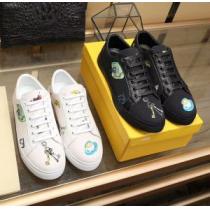 カジュアルシューズ フェンディ FENDI 18ＳＳ美品 2色可選 数量限定再入...