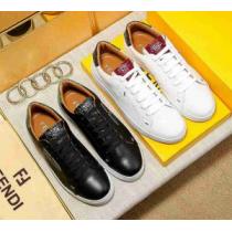 超お買い得 2026新品入荷 フェンディ FENDI 2色可選 激安特売中 カジ...