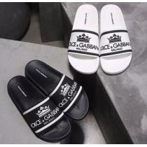 稀少*入手困難 2026最安値！ ドルチェ＆ガッバーナ Dolce&Gabbana サンダル 豊富なカラーを揃え