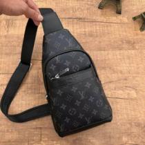 ファッショニスタ愛用 魅力をプラス ルイ ヴィトン LOUIS VUITTON ...