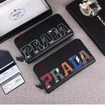期間限定SALE 財布/ウォレット  2026新品入荷 プラダ PRADA 2色...