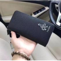 ファッショニスタ愛用  プラダ PRADA 財布/ウォレット 魅力をプラス  2026新品入荷
