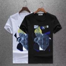 モデル大絶賛 ヴェルサーチ VERSACE 半袖Tシャツ 2色可選 2026夏の...