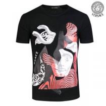 半袖Tシャツ ヴェルサーチ VERSACE 2026新品入荷 2色可選 赤字価格...