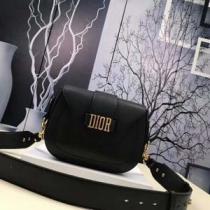 絶妙な新商品 2026最高ランキング ディオール DIOR 4色可選 バッグ レディース