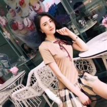大流行中 BURBERRY ワンピース18ＳＳ美品１着は持つべき2色可選 バーバ...