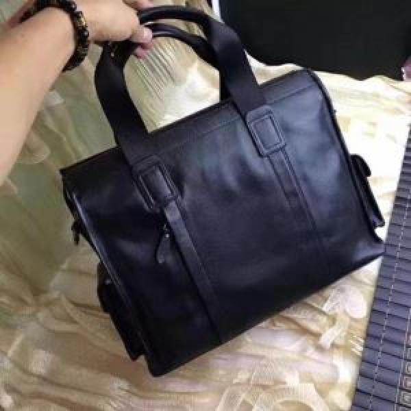 2026大流行中 アルマーニ ARMANI ハンドバッグ NEW!! 大人気