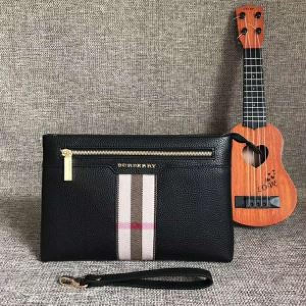 2026最新入荷 バーバリー BURBERRY セカンドバッグ 存在感◎