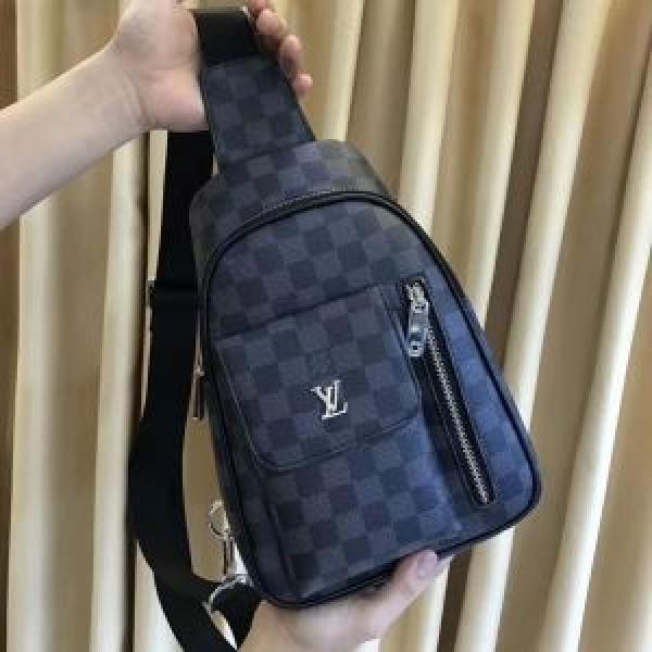 2026圧倒的人気新着 ルイ ヴィトン LOUIS VUITTON ボディバッグ