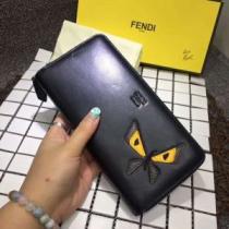 フェンディ FENDI 圧倒的人気新着 長財布 お買い得特価