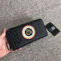 2026新たな世界に新作通販 ヴェルサーチ VERSACE 長財布 人気が再燃！